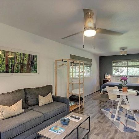 Volcano One - Modern Studio With Lanai Near Volcano National Park Екстер'єр фото